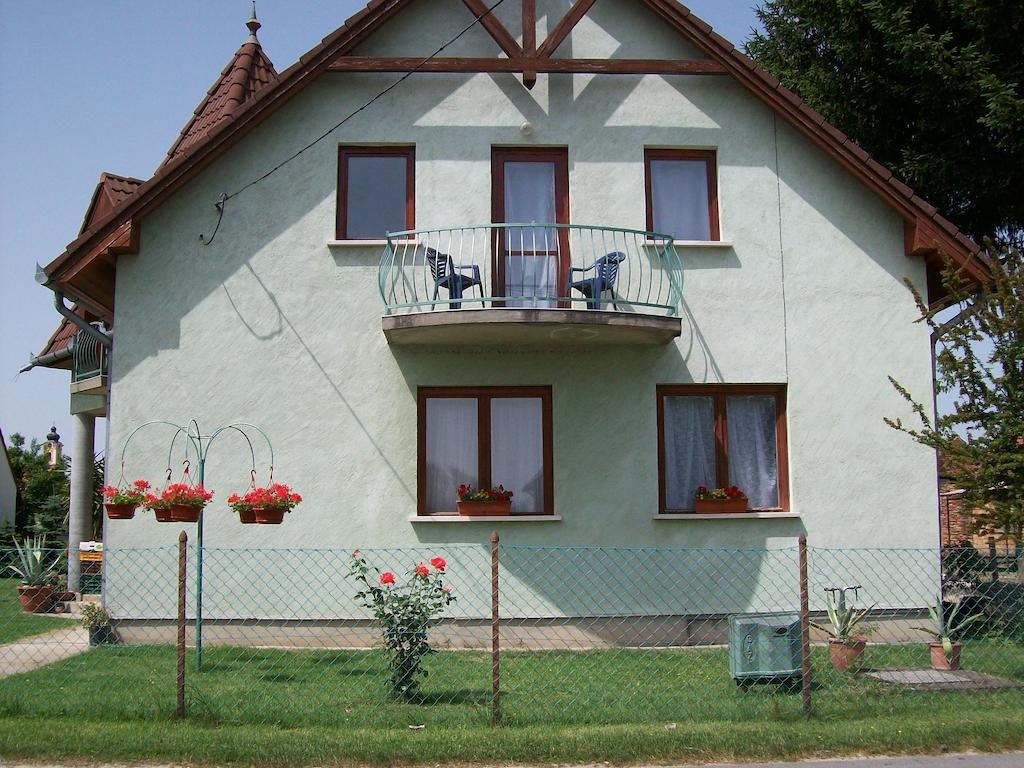 Apartament Borostyan Vendeghaz Balatonkeresztúr Pokój zdjęcie